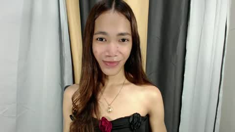 urhot_athena online show from 06/18/26, 10:09