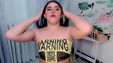 urhotdexie69 online show from 09/13/25, 12:32