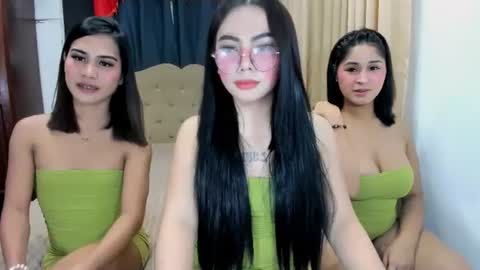 urhotgirl_sexyariela online show from 06/17/26, 08:32