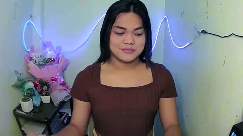 Snapshot of urhottie_bella chatting on 09/10/25, 03:56 urhottie_bella online show from 09/10/25, 03:56