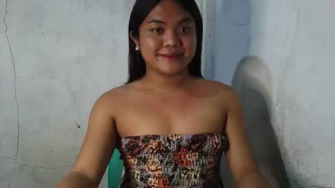 urhottie_bella online show from 02/09/26, 12:20