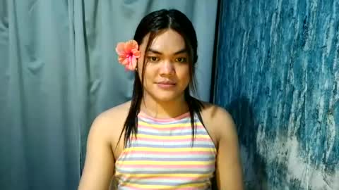 Snapshot of urhottie_bella chatting on 07/06/26, 07:05 urhottie_bella online show from 07/06/26, 07:05