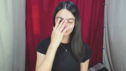 Snapshot of urhottiest_katey chatting on 12/02/24, 05:04 Katey online show from 12/02/24, 05:04