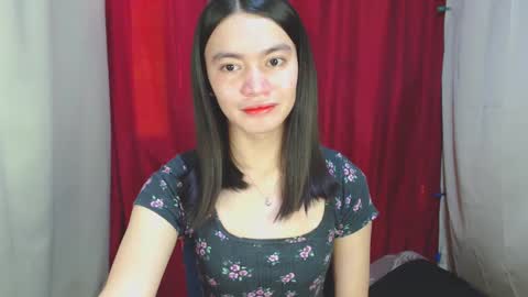 Snapshot of urhottiest_katey chatting on 12/06/24, 05:31 Katey online show from 12/06/24, 05:31