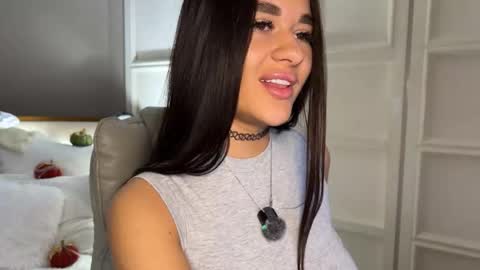 Kristina online show from 10/25/25, 01:13