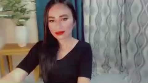 urlovely_che online show from 07/13/26, 02:36