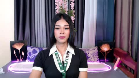 Snapshot of urlovely_jemma chatting on 07/14/26, 11:21 urlovely_jemma online show from 07/14/26, 11:21