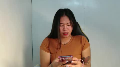 Sofie online show from 10/13/25, 06:08