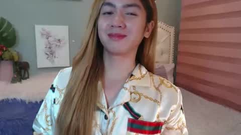 MIYA  online show from 04/08/26, 06:41