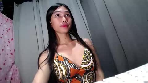 urloverjasmine_xx online show from 04/28/26, 02:33