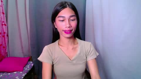 urloverjasmine_xx online show from 07/22/26, 12:35