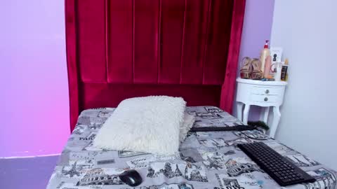 Snapshot of urlovex chatting on 03/10/25, 03:56 Love online show from 03/10/25, 03:56