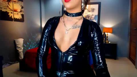 UrMajestyTyra online show from 01/07/25, 12:13