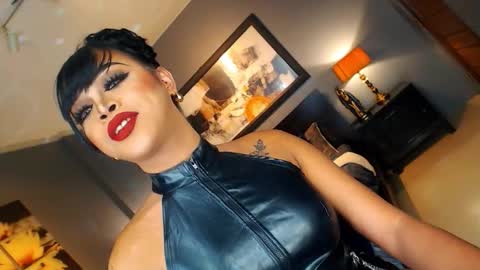 Snapshot of urmajestytyra chatting on 11/07/25, 02:11 UrMajestyTyra online show from 11/07/25, 02:11