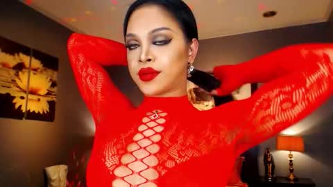 UrMajestyTyra online show from 12/23/25, 12:52