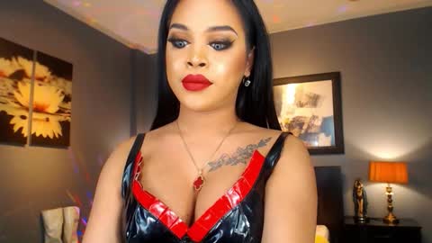 UrMajestyTyra online show from 03/12/26, 02:50