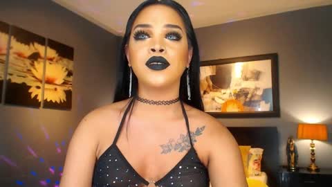 UrMajestyTyra online show from 04/11/26, 07:45