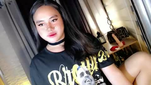 Snapshot of urnaughty_ceciliaxxx chatting on 09/17/25, 02:52 cecilia online show from 09/17/25, 02:52