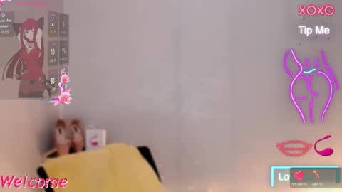 Snapshot of urnaughty_ceciliaxxx chatting on 11/11/25, 12:27 cecilia online show from 11/11/25, 12:27