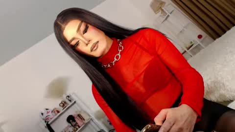 Snapshot of urnauthy_ciliaxxx chatting on 10/15/25, 07:36 cecilia online show from 10/15/25, 07:36