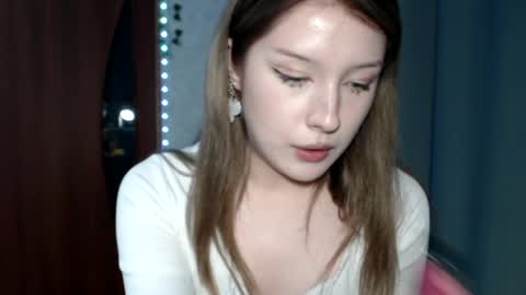 Snapshot of uroxygen chatting on 04/09/26, 07:08 Mary online show from 04/09/26, 07:08