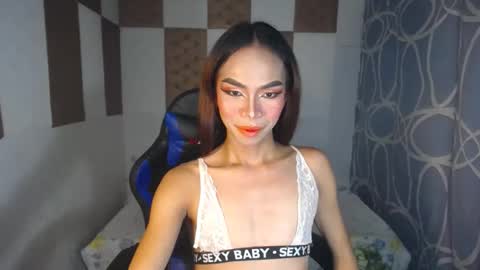 urpinay_cassy online show from 01/23/25, 06:56