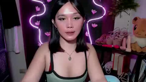 Snapshot of urpinay_pia chatting on 10/27/25, 05:39 Pia online show from 10/27/25, 05:39