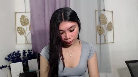 urpinay_sandra69 online show from 04/15/26, 11:06
