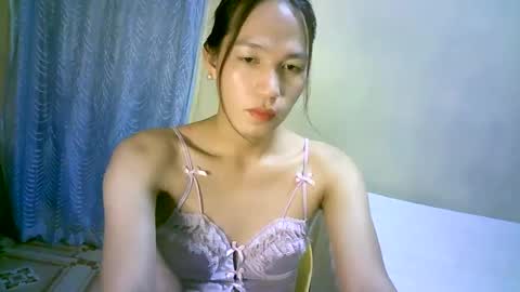 queen julia not into CHEAPGUY online show from 12/04/24, 02:37