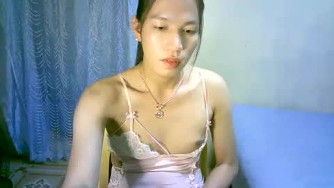 queen julia not into CHEAPGUY online show from 12/15/24, 03:53