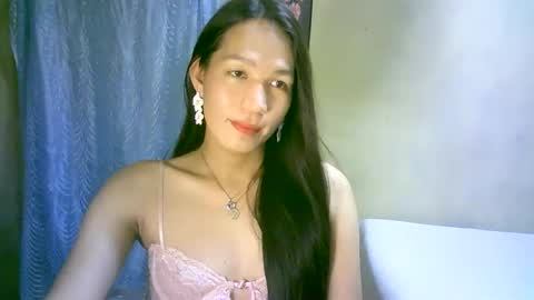 queen julia not into CHEAPGUY online show from 02/16/25, 01:38