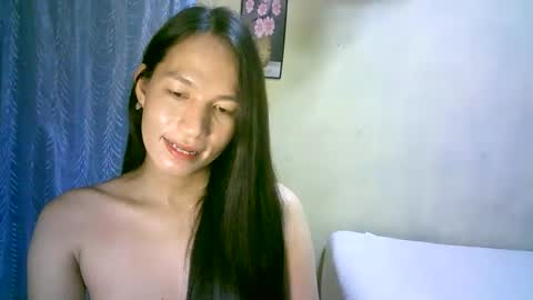 queen julia not into CHEAPGUY online show from 03/04/25, 02:53