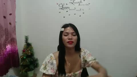 Snapshot of urpreciouspinayxxx chatting on 12/04/24, 02:53 hi im kim online show from 12/04/24, 02:53