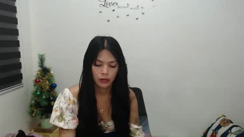 Snapshot of urpreciouspinayxxx chatting on 12/05/24, 02:55 hi im kim online show from 12/05/24, 02:55