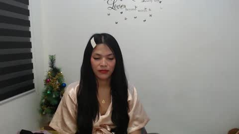 Snapshot of urpreciouspinayxxx chatting on 12/06/24, 04:03 hi im kim online show from 12/06/24, 04:03