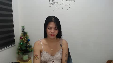 Snapshot of urpreciouspinayxxx chatting on 12/06/24, 10:05 hi im kim online show from 12/06/24, 10:05