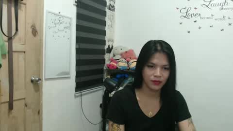 Snapshot of urpreciouspinayxxx chatting on 02/07/25, 12:28 hi im kim online show from 02/07/25, 12:28