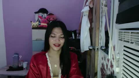 hi im kim online show from 10/31/25, 09:21