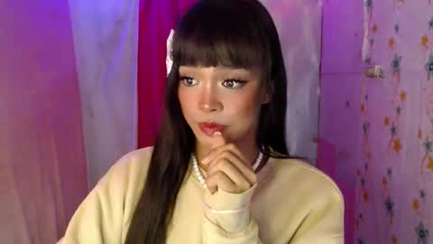 TYRA online show from 04/01/26, 01:34