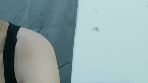 im jenny online show from 11/30/25, 05:33