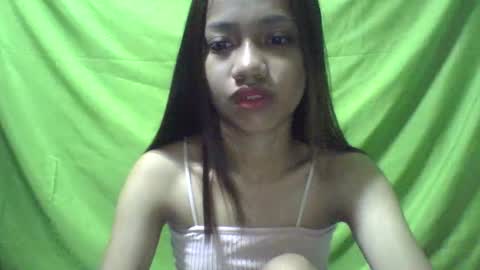  Darlyn room  online show from 01/21/25, 07:15