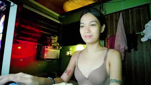 Snapshot of ursexymayhem1 chatting on 10/24/25, 08:49 Ursexymayhem online show from 10/24/25, 08:49