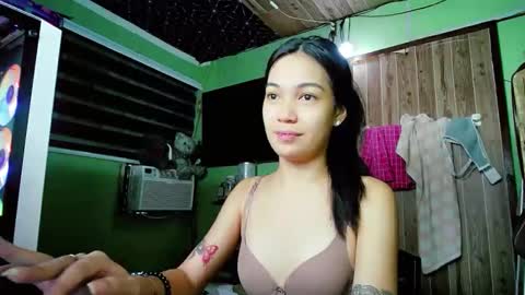 Snapshot of ursexymayhem1 chatting on 12/13/25, 10:15 Ursexymayhem online show from 12/13/25, 10:15