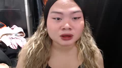 xaica online show from 10/18/25, 03:09