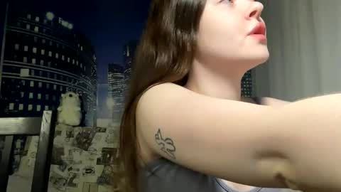 Hannah online show from 04/06/26, 10:44