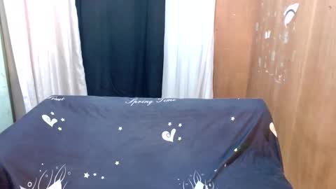 Snapshot of ursweet_jem chatting on 12/21/25, 06:09 JEm online show from 12/21/25, 06:09