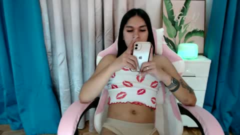 Snapshot of ursweet_zeviixx chatting on 02/06/25, 05:03 ursweet_zeviixx online show from 02/06/25, 05:03