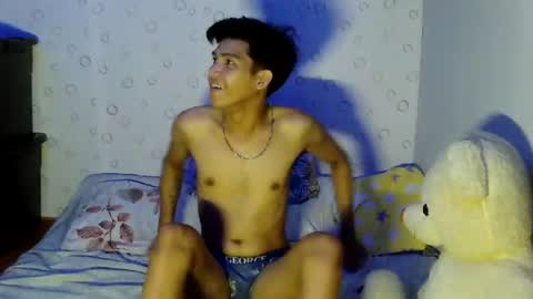 Snapshot of ursweetie_boy chatting on 07/06/26, 03:03 ursweetie_boy online show from 07/06/26, 03:03