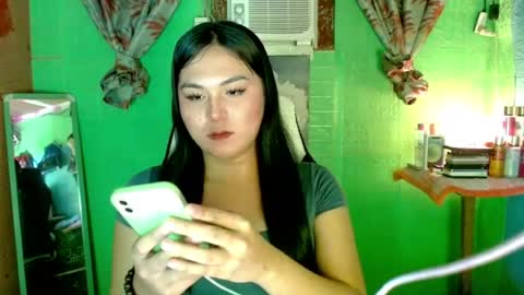 YOURGIRLCAMILLA online show from 04/12/26, 05:51