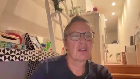 Snapshot of usablemale chatting on 12/15/25, 02:05 P online show from 12/15/25, 02:05